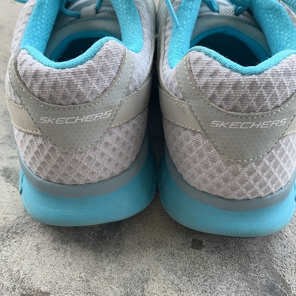 Skechers Extra wide running shoes - Picture 8 of 10